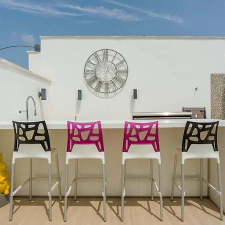 Luxury Penthouse San Pedro 마르베야