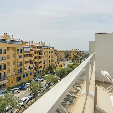 Luxury Penthouse San Pedro * 马尔韦利亚