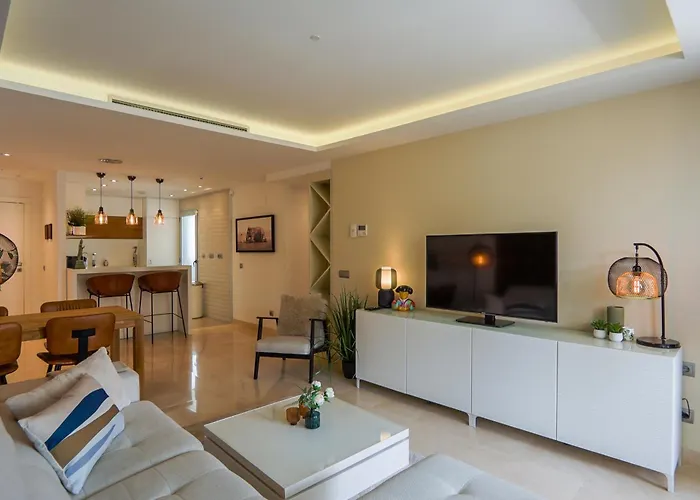 Luxury Penthouse San Pedro